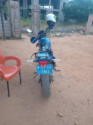 Yamaha 2002 Blue
