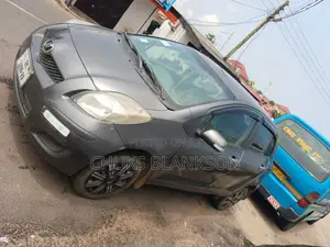 Toyota Vitz 2019 Gray