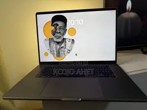 Laptop Apple MacBook Pro 2019 32GB Intel Core i9 SSD 1T