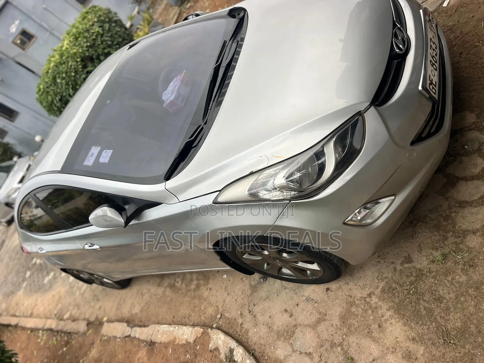 Hyundai Elantra SE Coupe FWD (1.8L 4cyl 6A) 2013 Silver