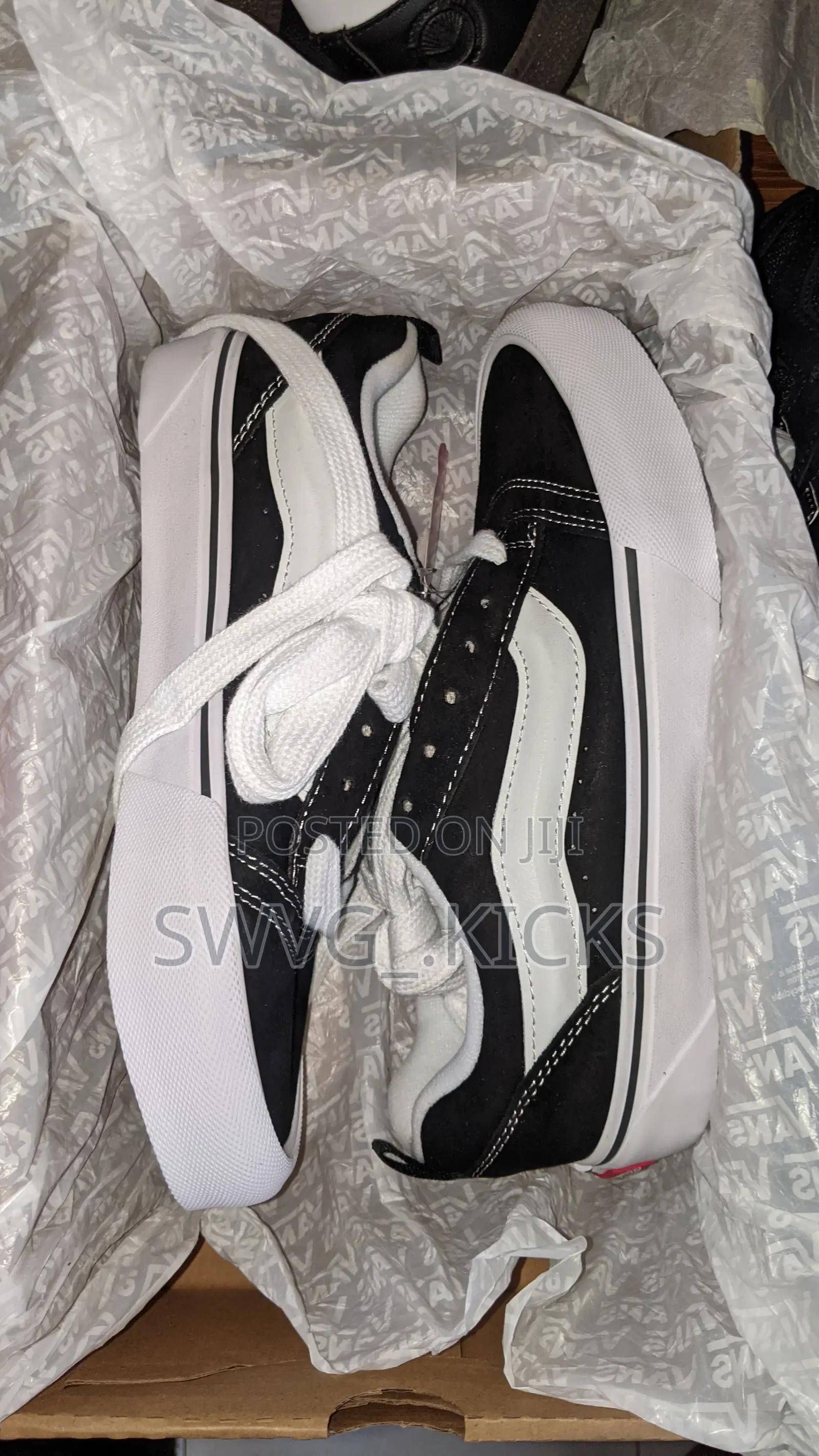 Vans Knu Skool White Black