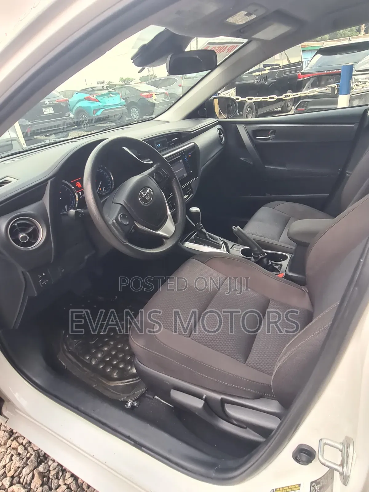 Toyota Corolla 2019 White