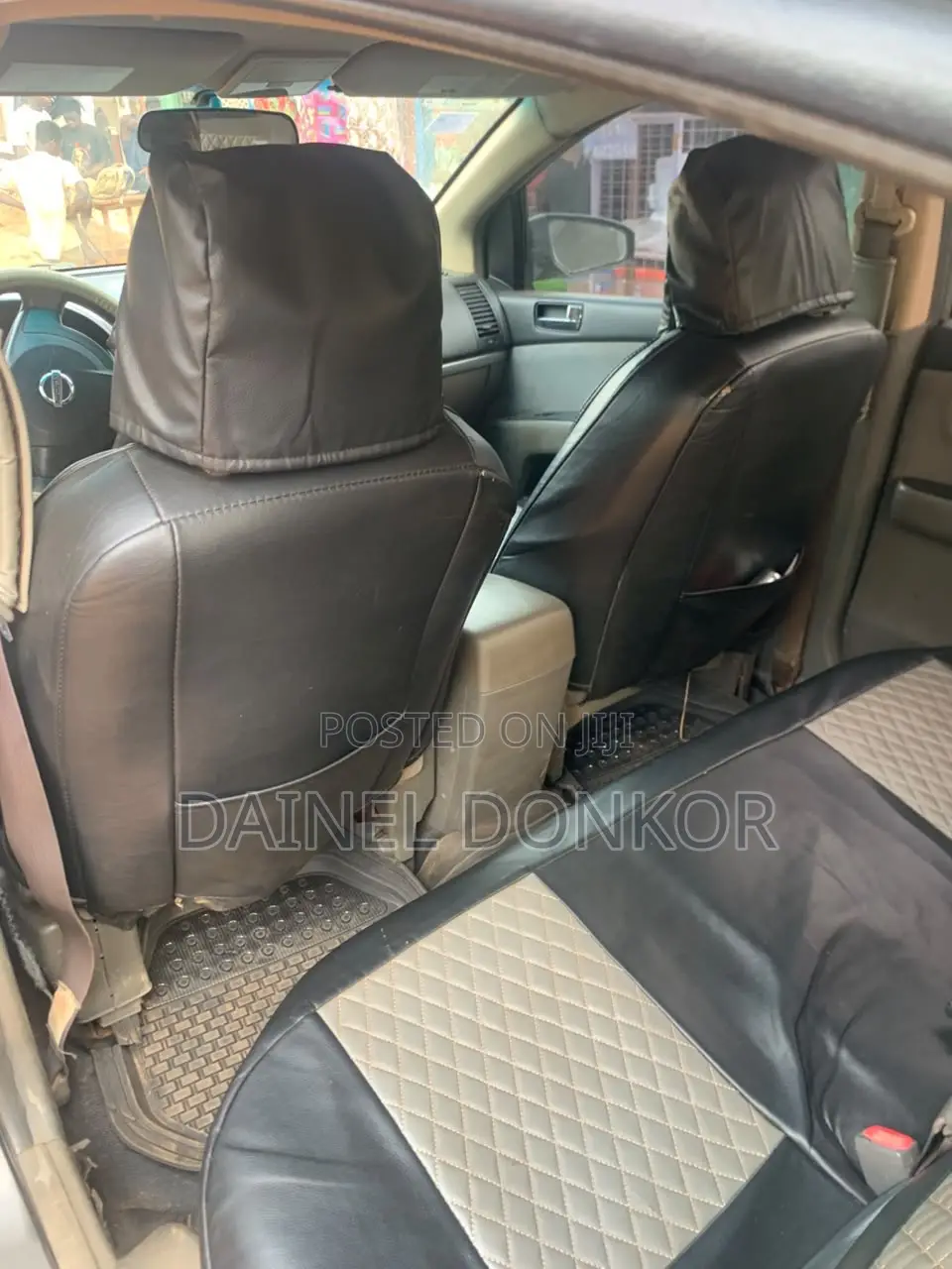Nissan Sentra 2010 Silver
