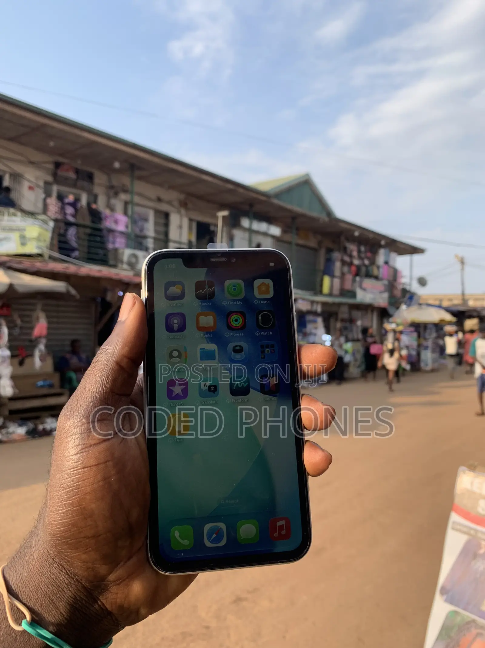 Apple iPhone 11 64 GB White