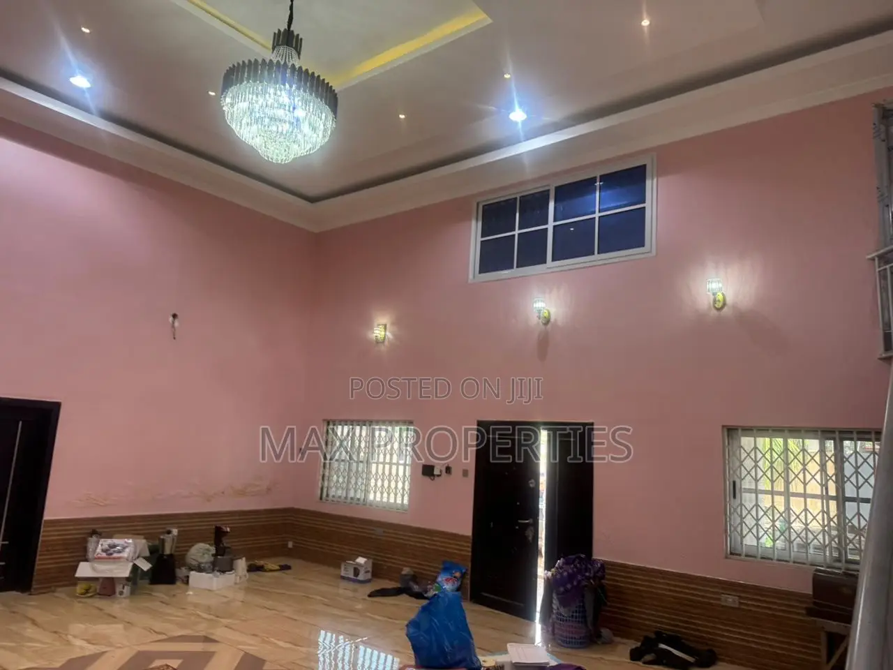 5bdrm House in Ablekuma for sale