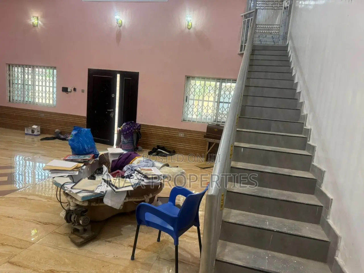 5bdrm House in Ablekuma for sale