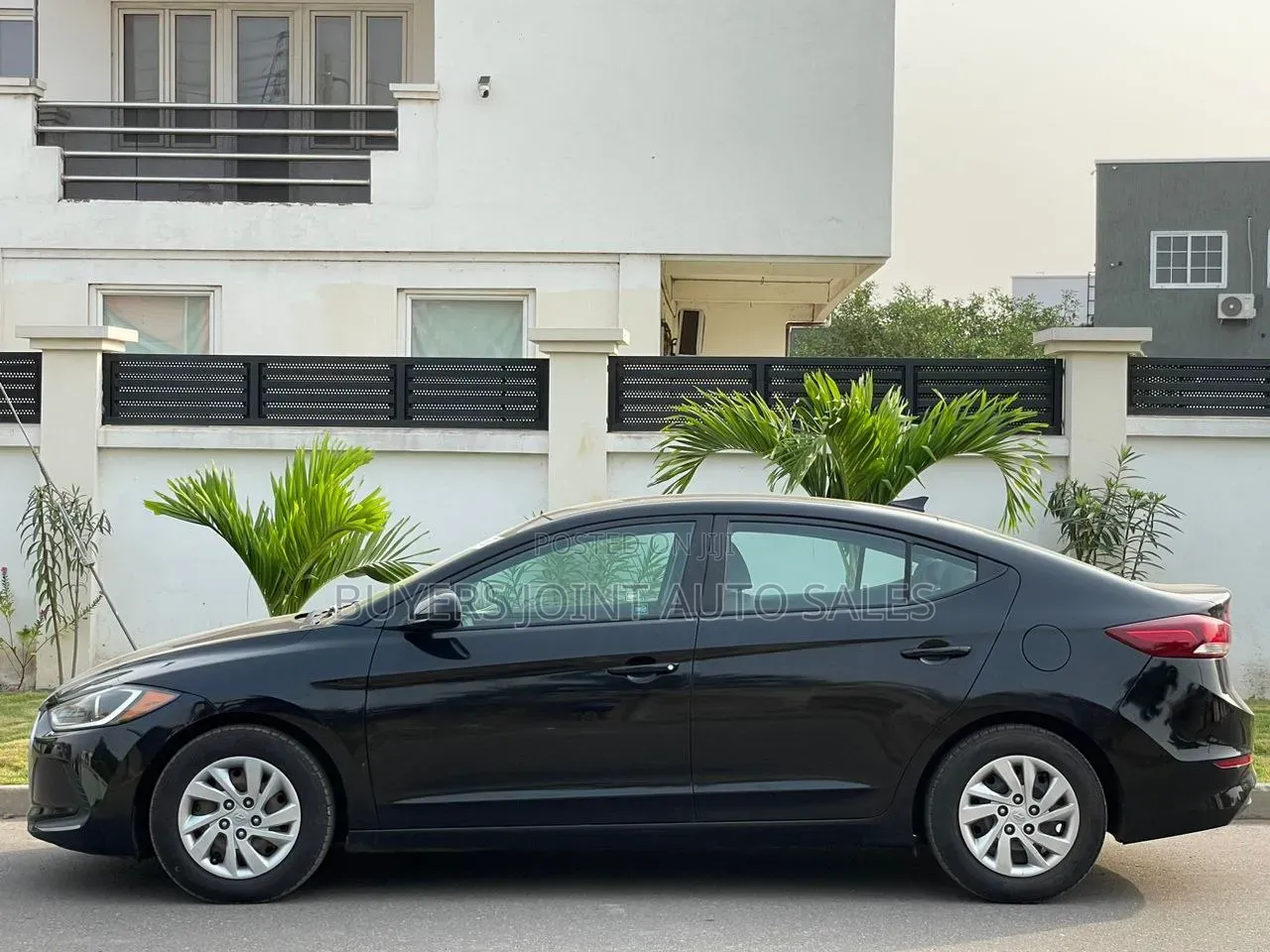 Hyundai Elantra 2017 Black