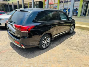 Mitsubishi Outlander Sport 2016 Black
