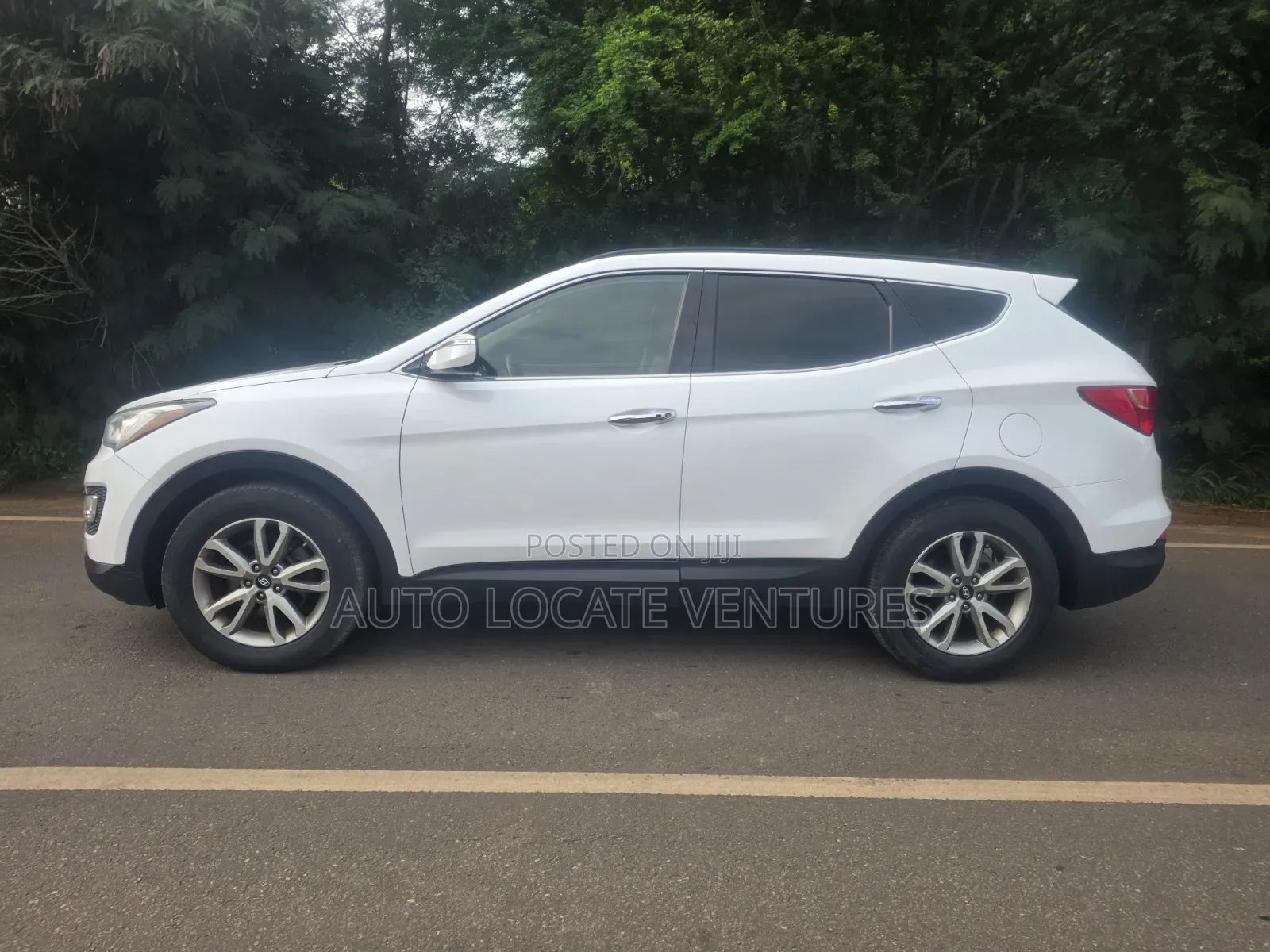 Hyundai Santa Fe 2015 White