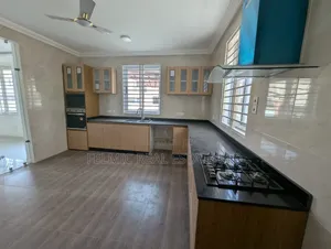 3bdrm Duplex in Felmic Real Estate, Mile 7 for rent