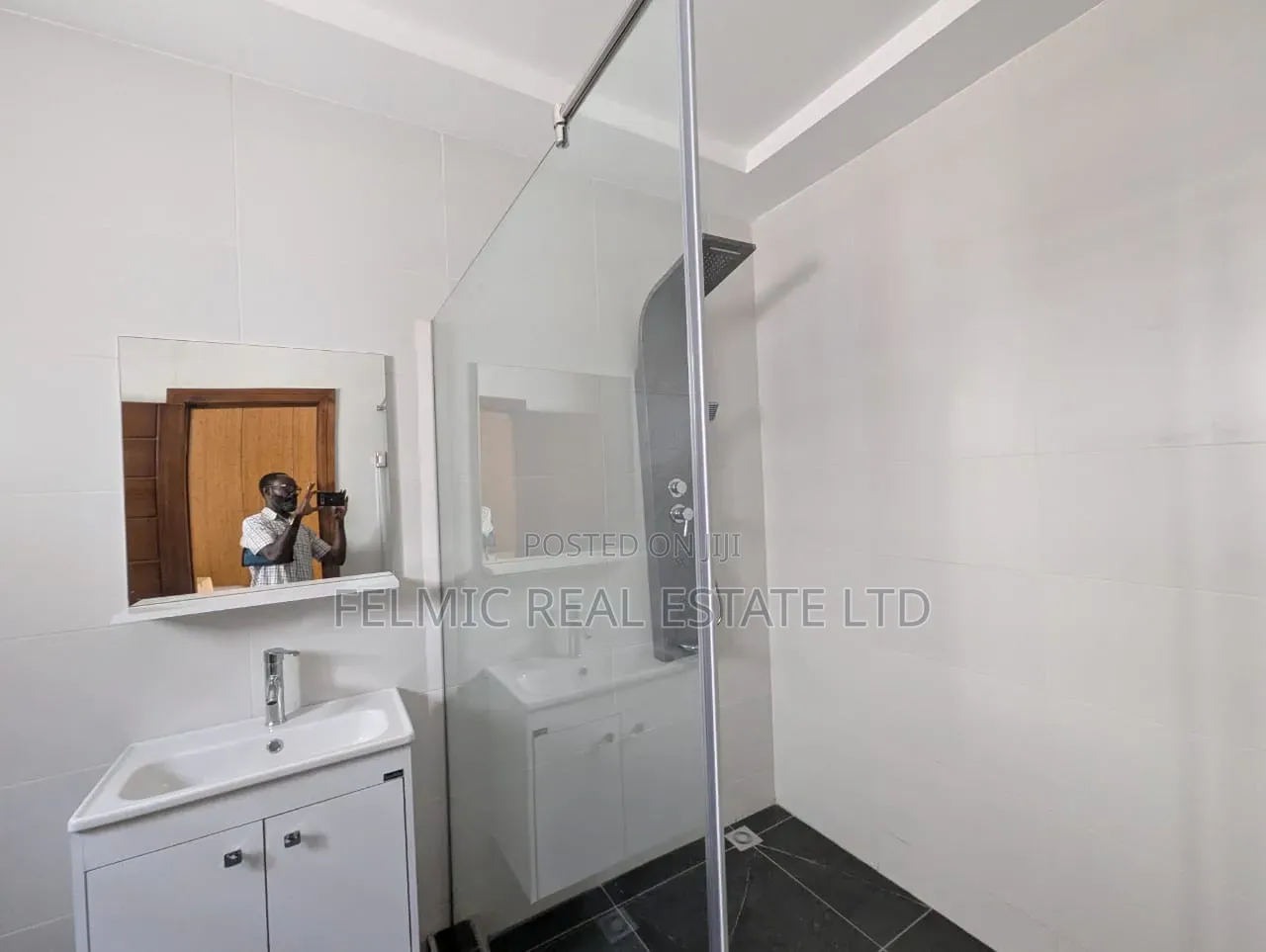 3bdrm Duplex in Felmic Real Estate, Mile 7 for rent