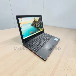 Laptop Dell Precision 7530 16GB Intel Core i7 SSD 256GB