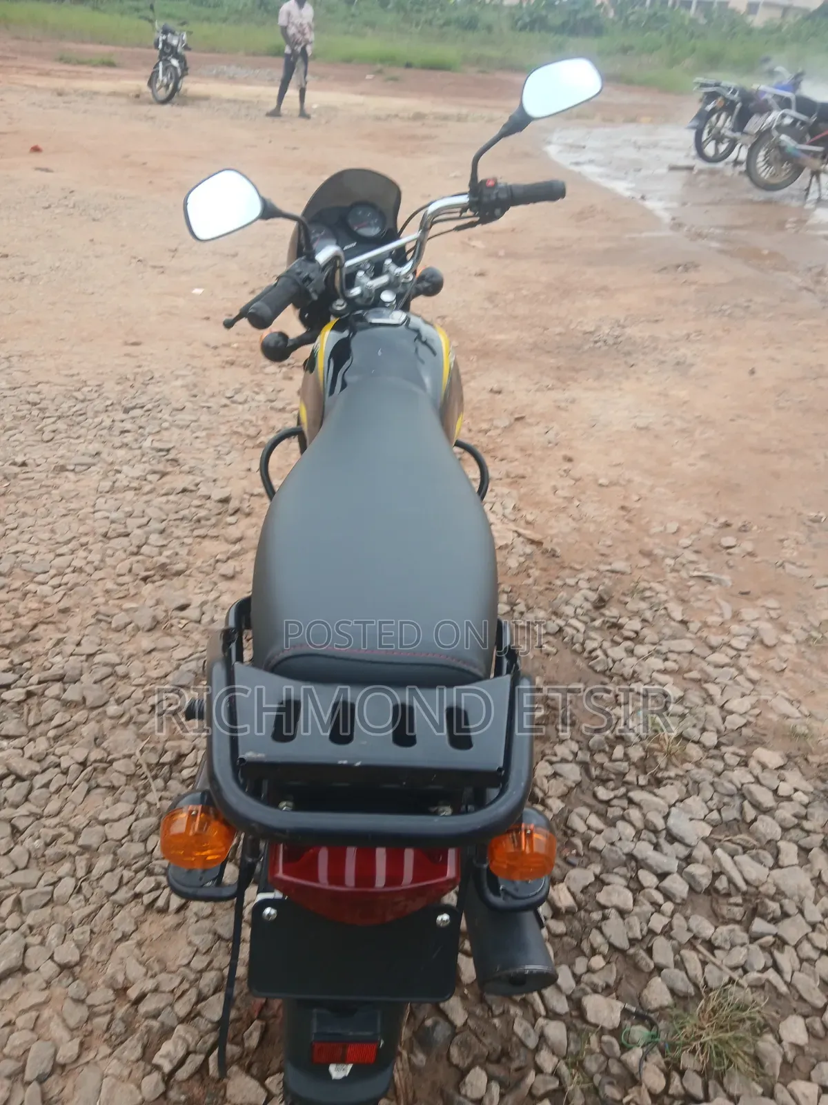 Bajaj Boxer 125 2026