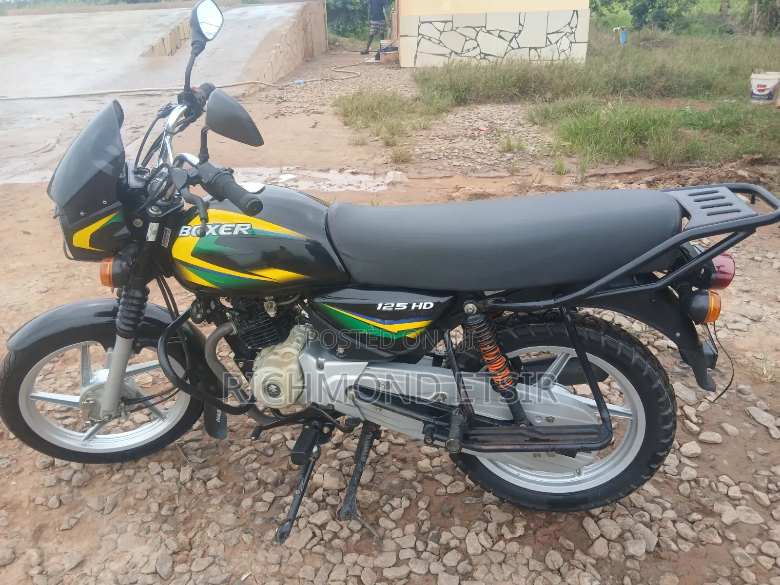 Bajaj Boxer 125 2026
