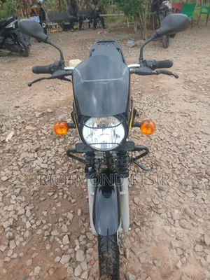 Bajaj Boxer 125 2026