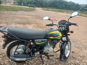 Bajaj Boxer 125 2026