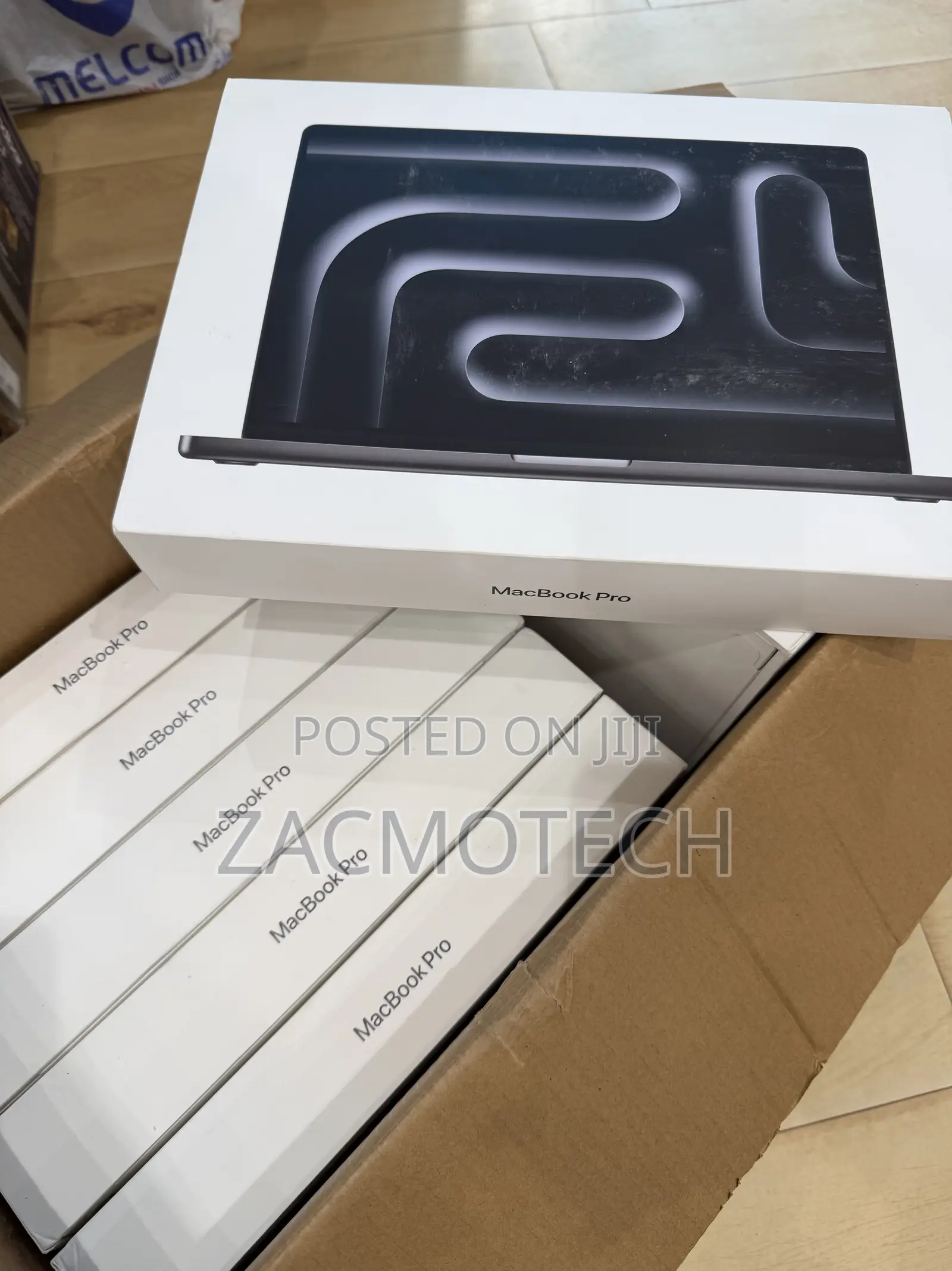 New Laptop Apple MacBook Pro 24GB Apple M5 Pro SSD 1T