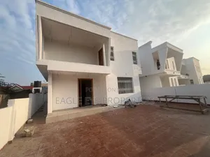4bdrm House in Ogbojo East Legon for sale