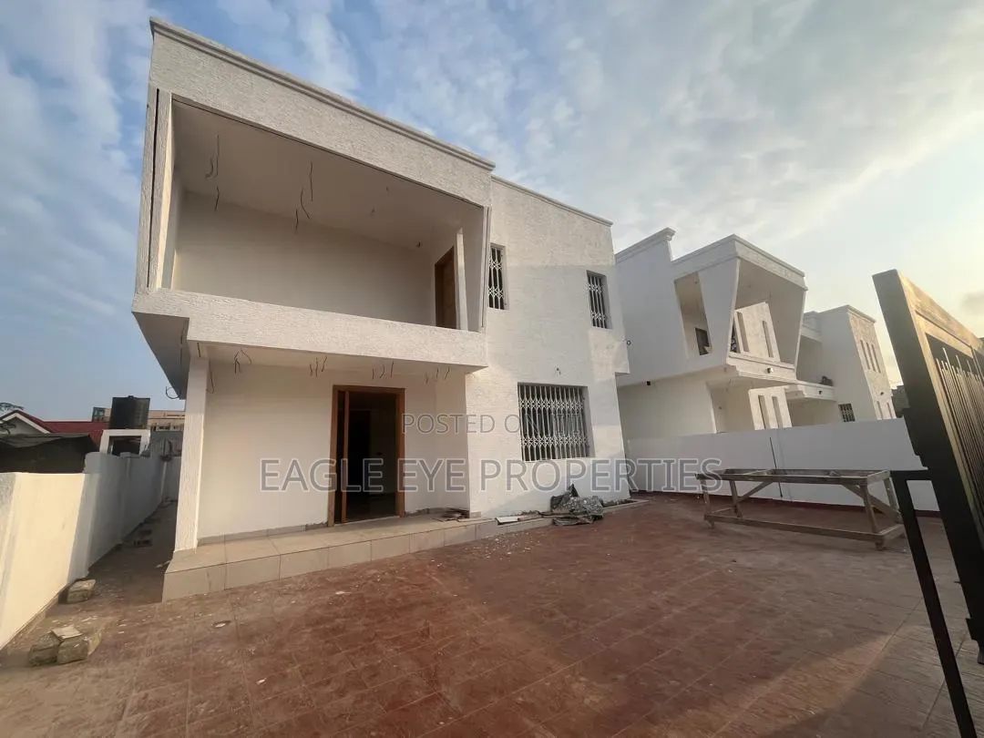 4bdrm House in Ogbojo East Legon for sale