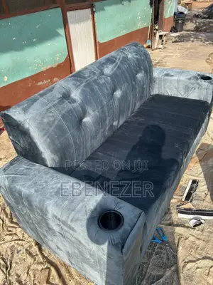 (3in 1) Sofa