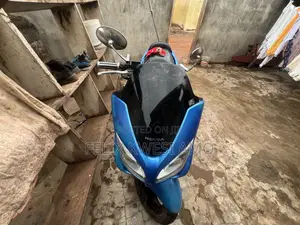 Honda Forza 2015 Blue