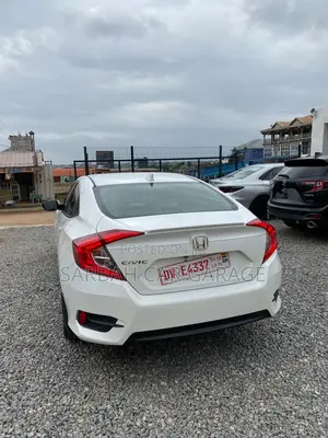 Honda Civic 2018 White