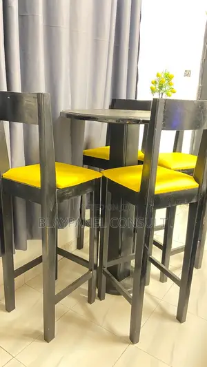 4-Seater High-Top Dining Set