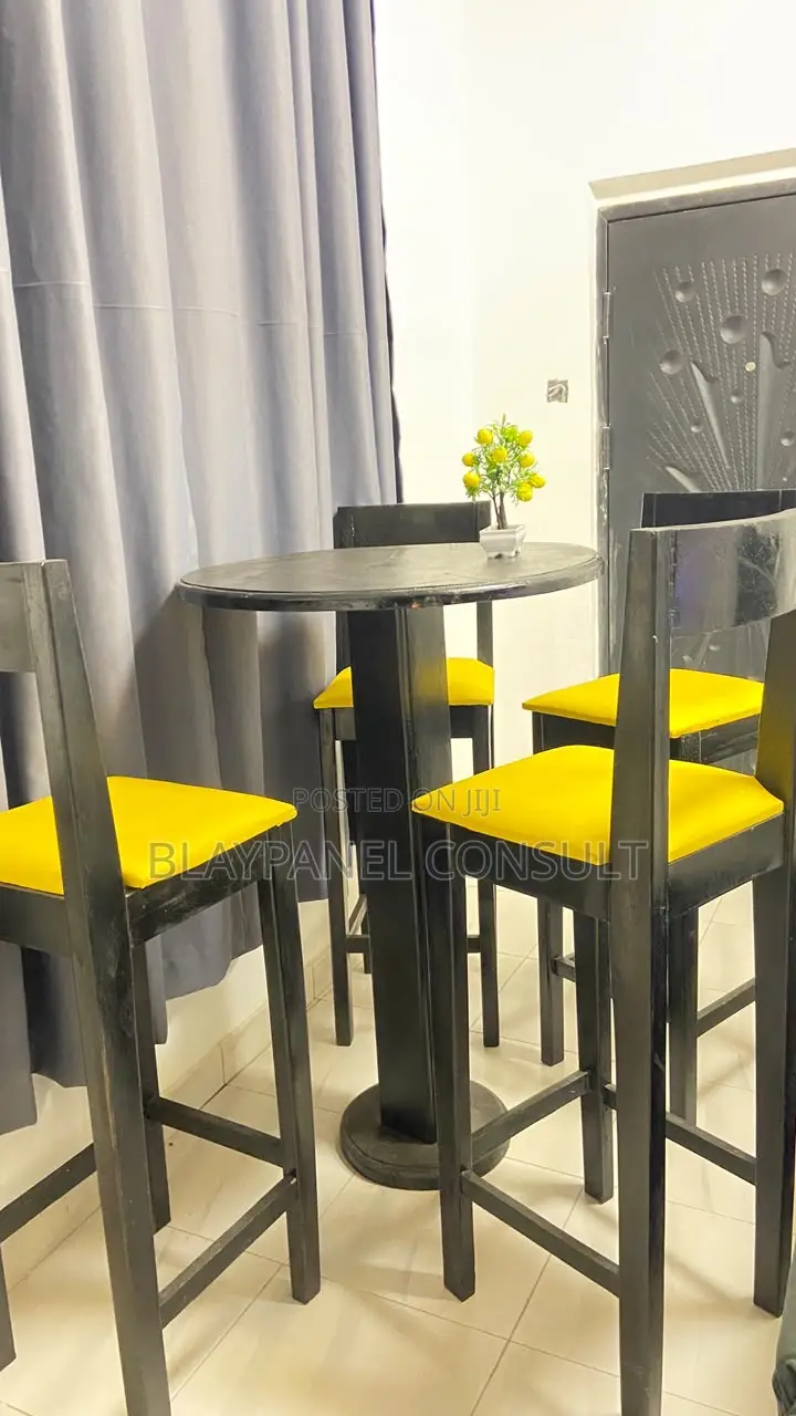4-Seater High-Top Dining Set