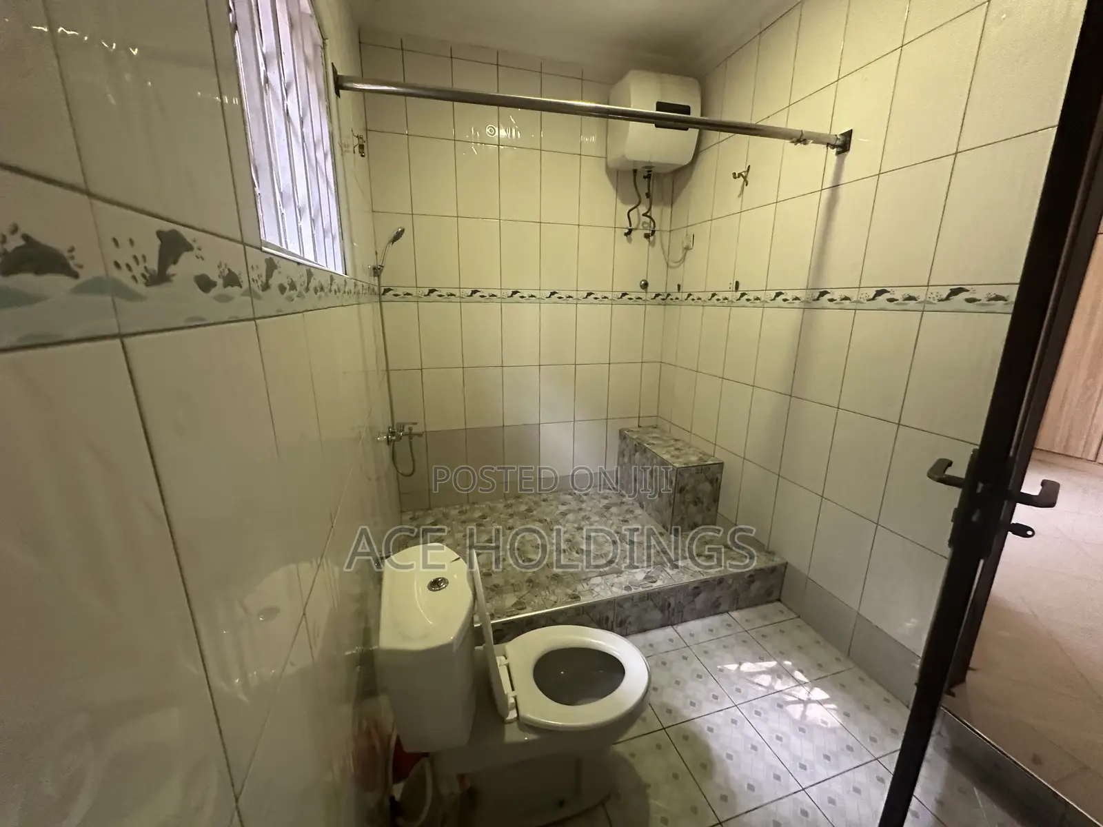 3bdrm House in School Junction for rent