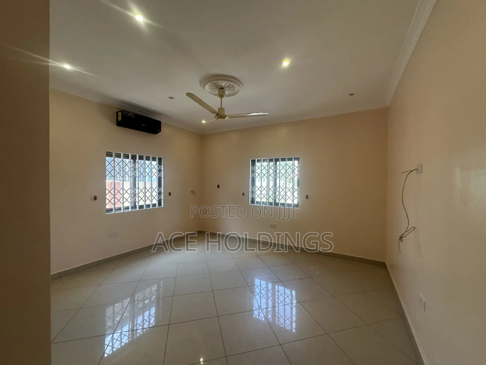 3bdrm House in School Junction for rent