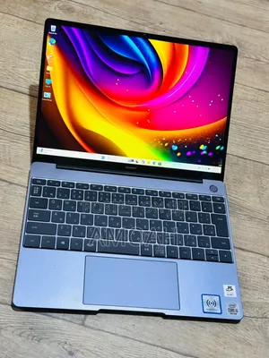 Laptop Huawei MateBook 13 WRT-W19E 8GB Intel Core i5 SSD 256GB