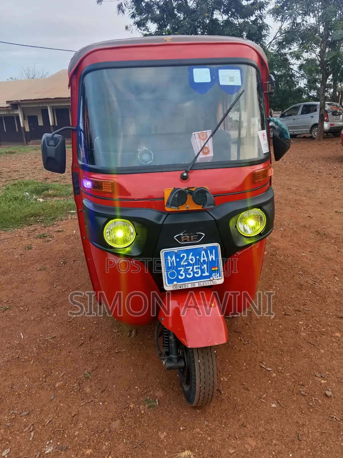 Bajaj RE 2026 Red