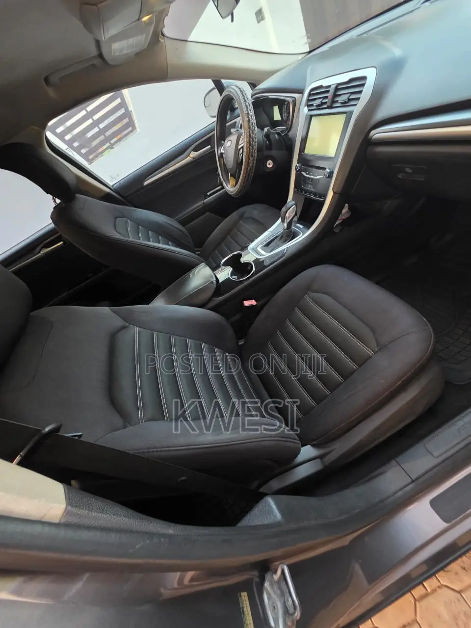 Ford Fusion SE 4dr Sedan (2.5L 4cyl 6A) 2014 Gray