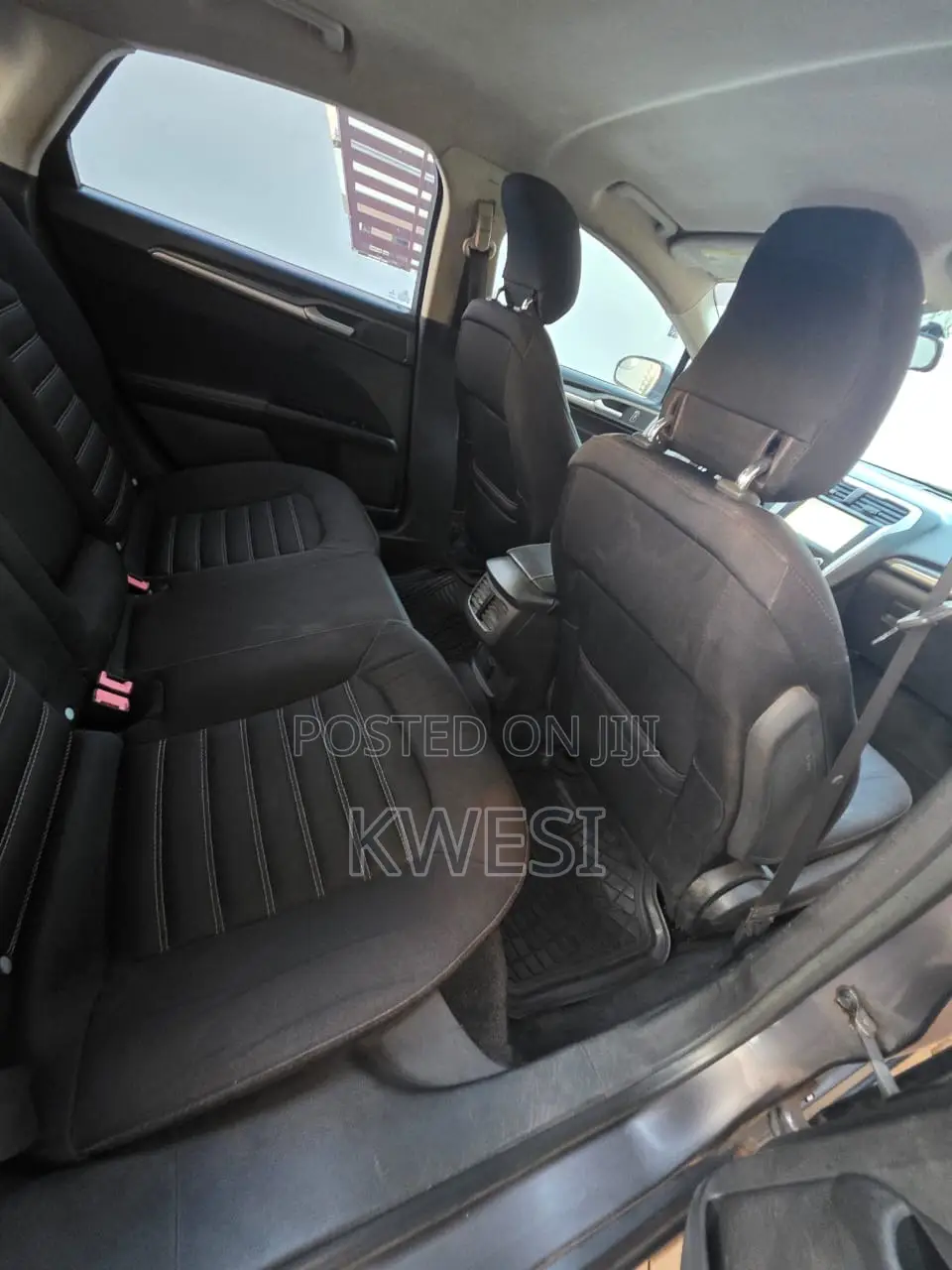 Ford Fusion SE 4dr Sedan (2.5L 4cyl 6A) 2014 Gray