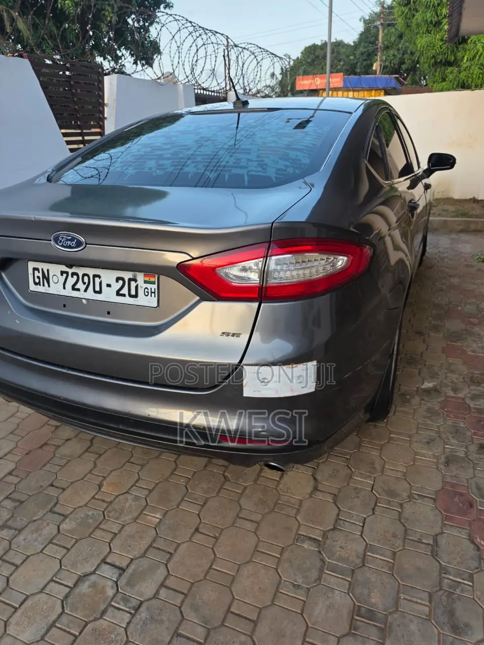 Ford Fusion SE 4dr Sedan (2.5L 4cyl 6A) 2014 Gray