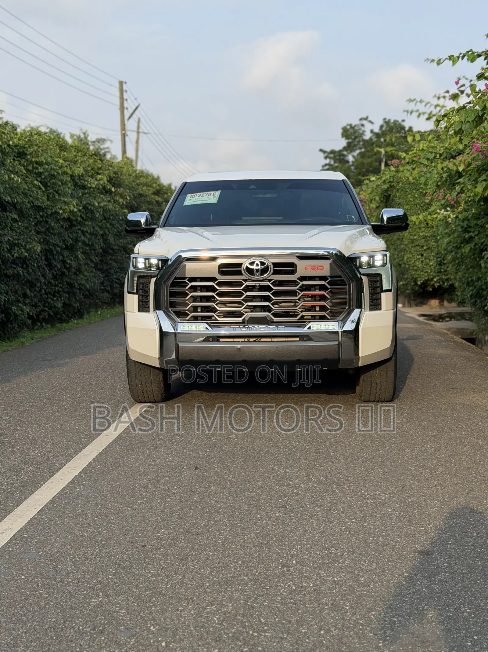 Toyota Tundra 1794 Edition CrewMax 5.5' Bed 2023 White