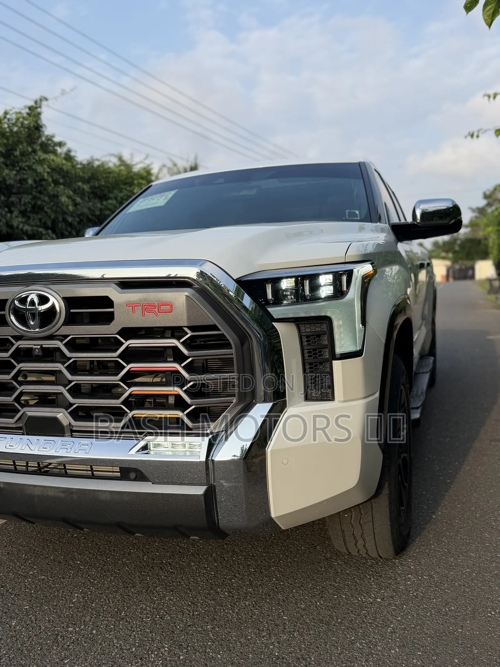 Toyota Tundra 1794 Edition CrewMax 5.5' Bed 2023 White