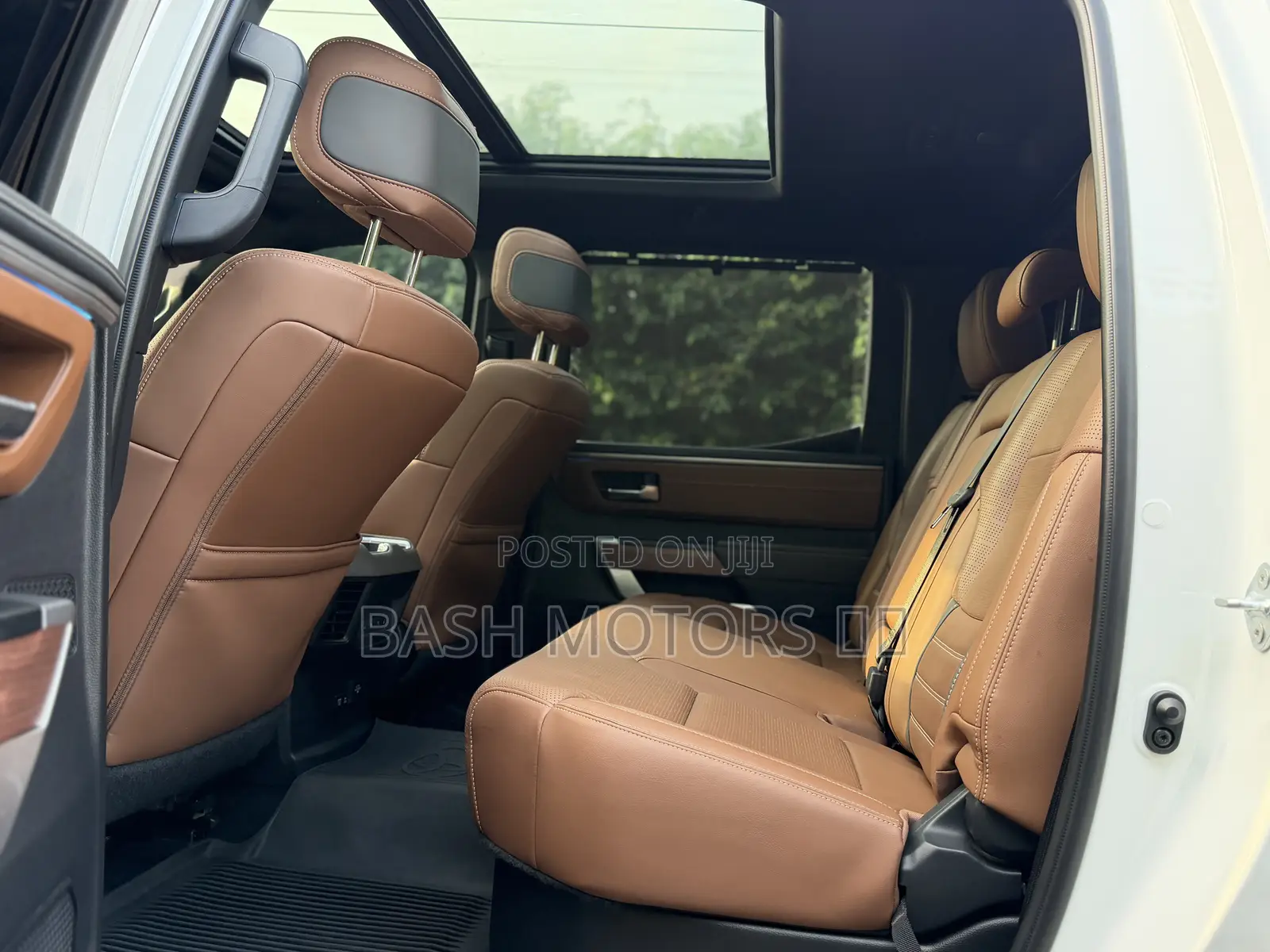 Toyota Tundra 1794 Edition CrewMax 5.5' Bed 2023 White