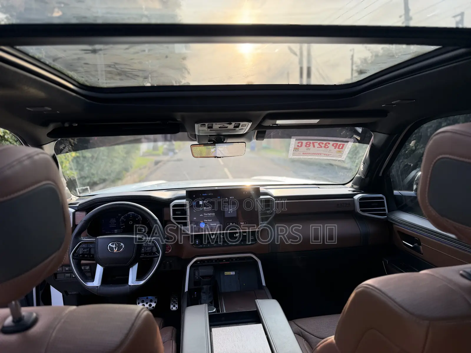 Toyota Tundra 1794 Edition CrewMax 5.5' Bed 2023 White