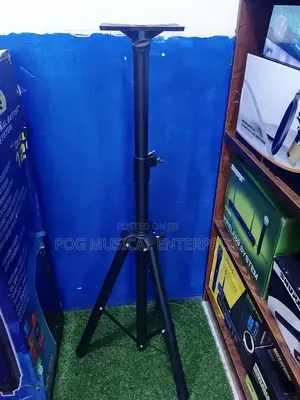 Speaker Stand
