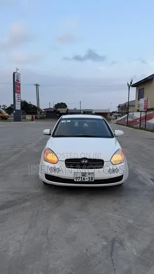 Hyundai Accent 2010 White