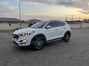 Hyundai Tucson 2017 White
