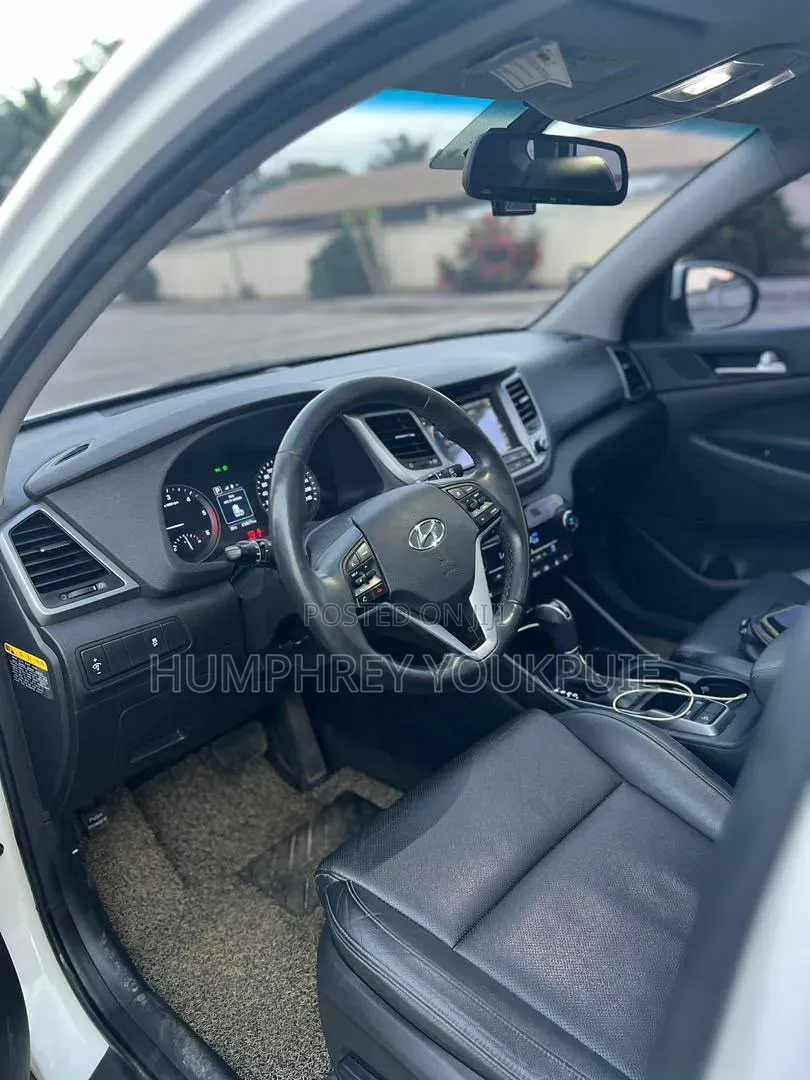 Hyundai Tucson 2017 White