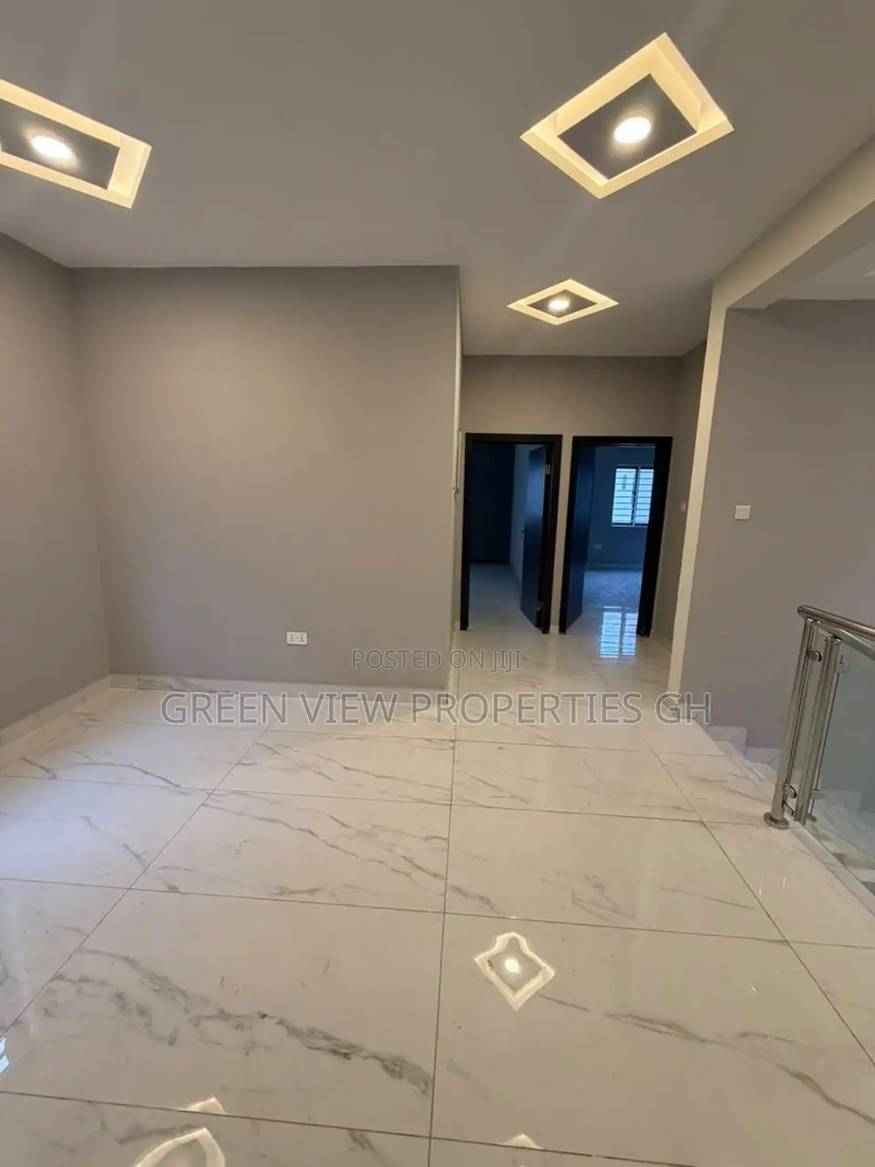 4bdrm Duplex in East Legon for sale