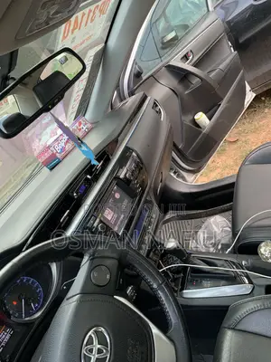 Toyota Corolla L 4dr Sedan (1.8L 4cyl 4A) 2015 Silver