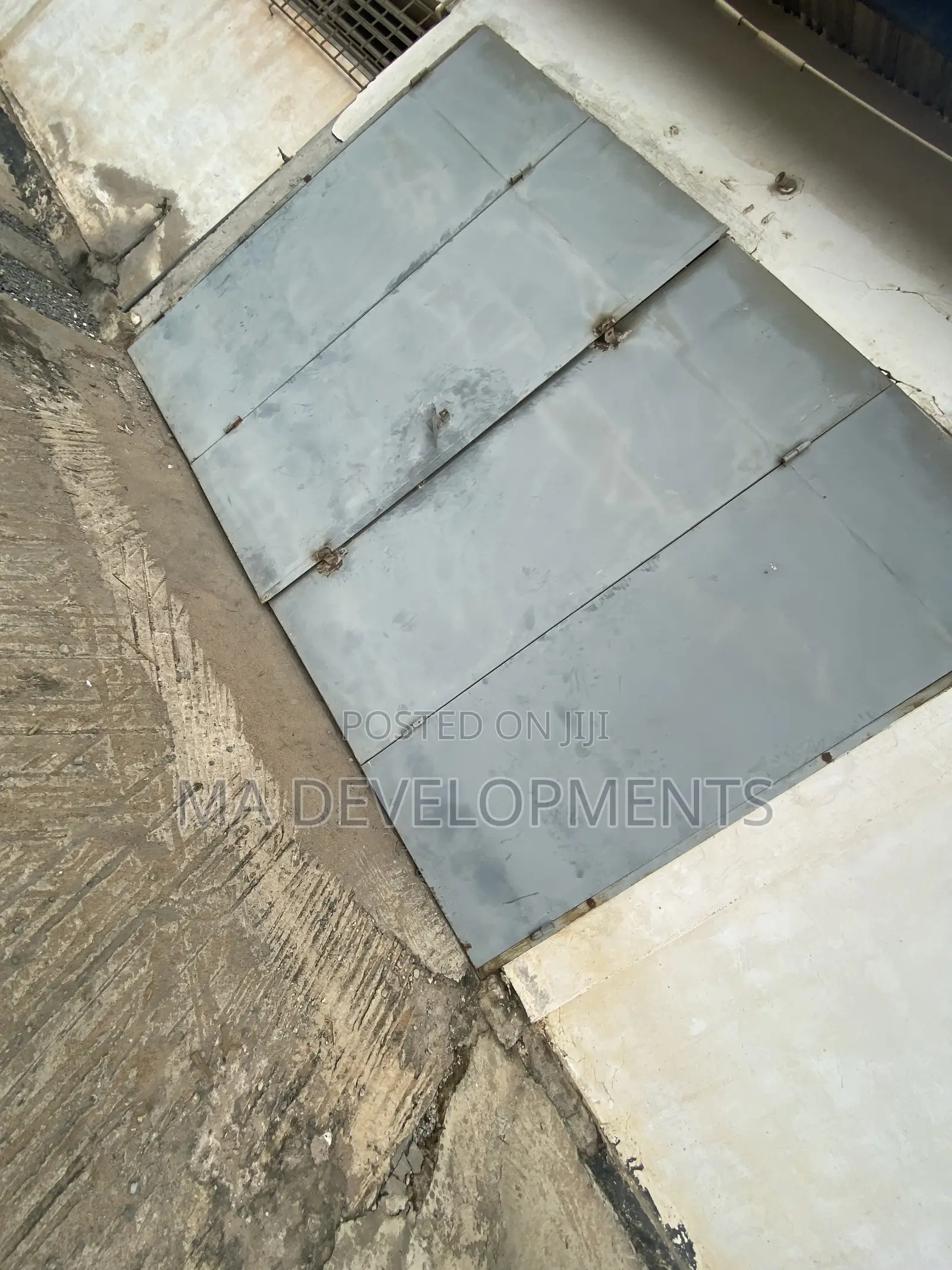 1,500 Square Meter Warehouse for Rent at Achimota Mile 7
