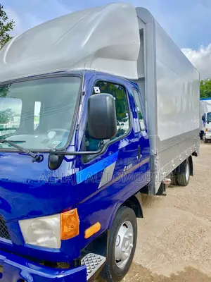 Hyundai Mighty Container (Wing Body)