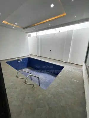 4bdrm Duplex in East Legon for sale