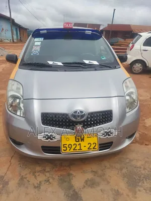 Toyota Yaris 2009 Silver