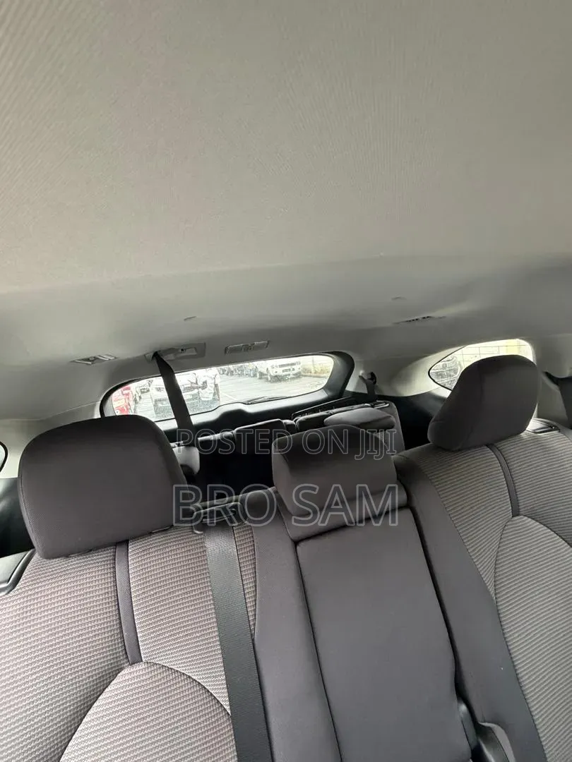 Toyota Highlander 2022 Gray